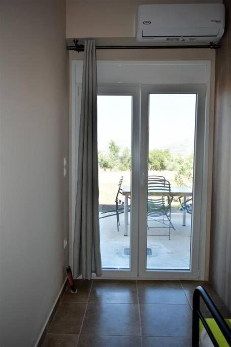 Smailis Apartment 2 Ligourio Exterior foto